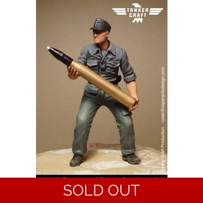 1/16 WWII German 88mm Gun Loader